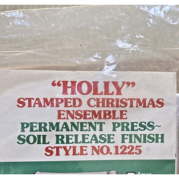 Progress Stamped Cross Stitch Holly Christmas kitchen towels (2) #1225 sealed - Picture 2 of 6